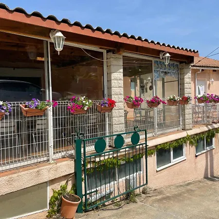 Chez Marie Jo Chez Marie Jo Cozzano