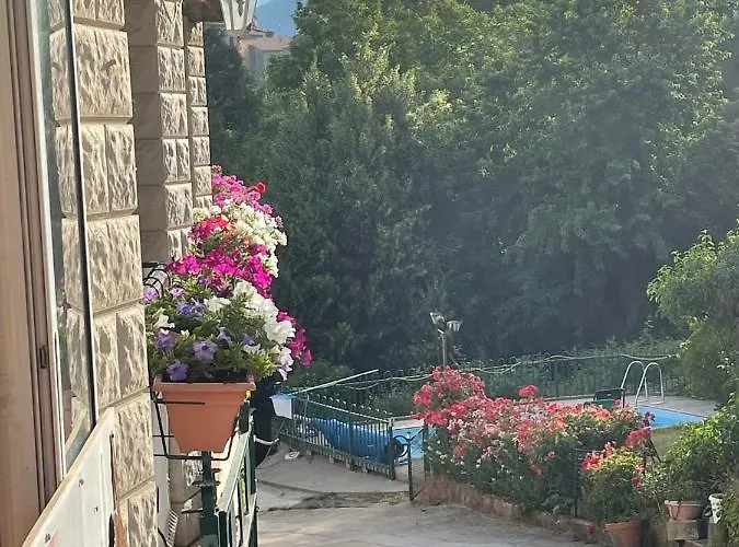 Chez Marie Jo Chez Marie Jo 住宿加早餐酒店